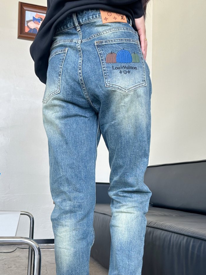 Clothes Louis Vuitton 20250419-11