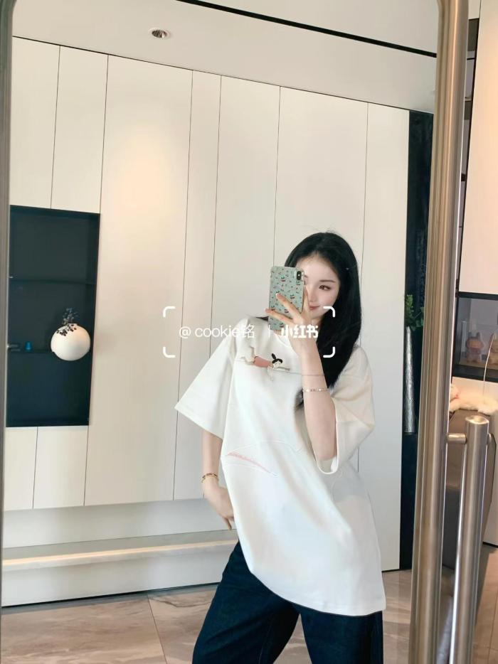  Clothes Loewe 20250422-1