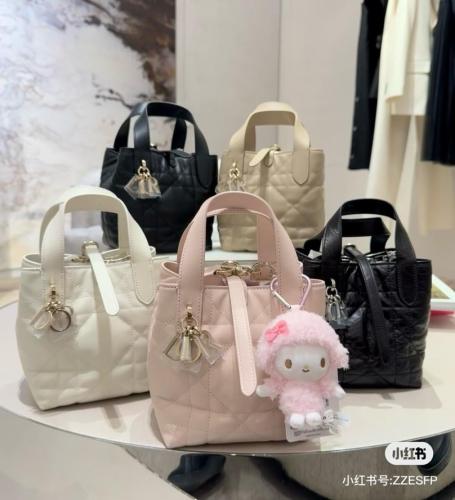 DIOR Toujours Cow Leather Native Bag, One Shoulder Handbag Medium Size Women's Light Pink M2836OSNW-M02N size 23*16*24 cm