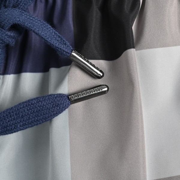  Clothes Burberry 20250424-1