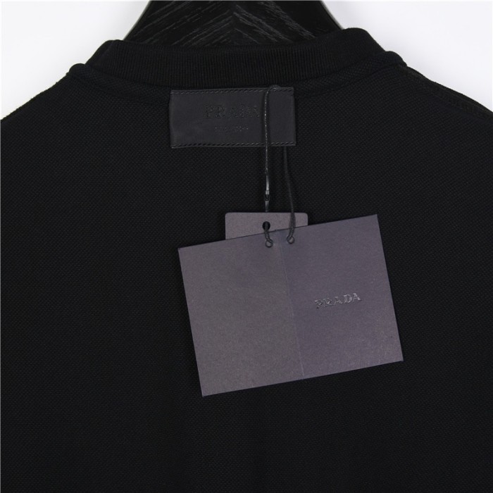  Clothes Prada 20250424-3