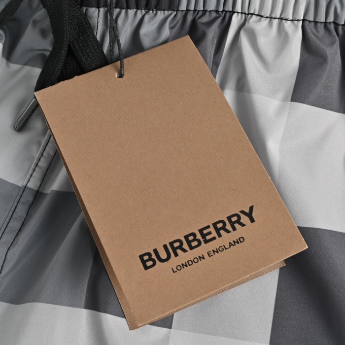  Clothes Burberry 20250424-3