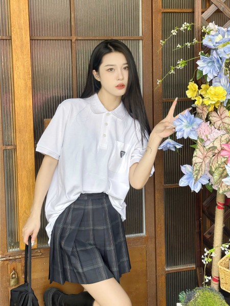  Clothes Prada 20250424-5