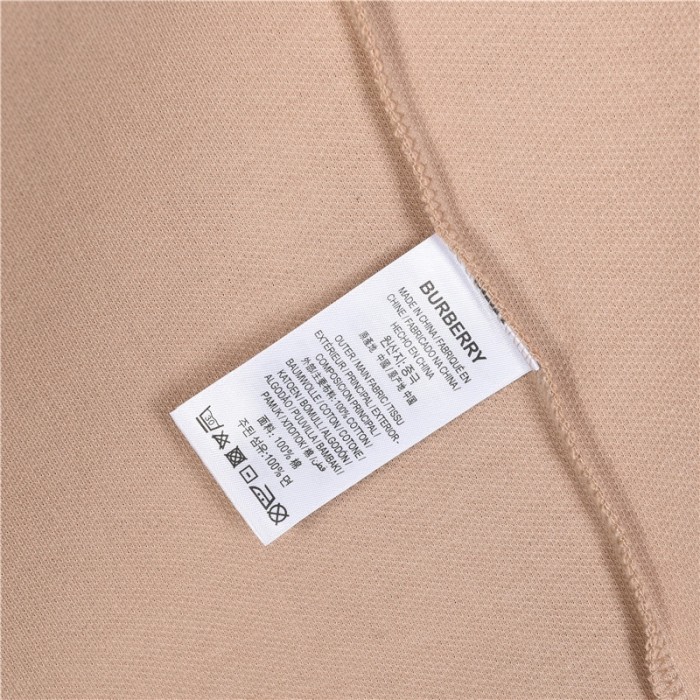  Clothes Burberry 20250424-12