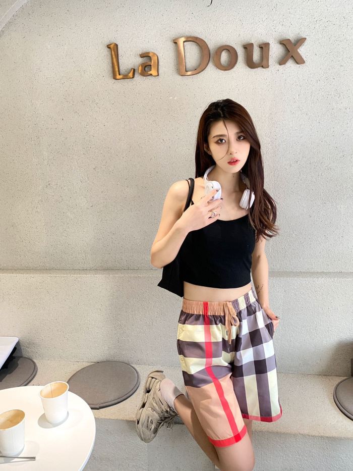  Clothes Burberry 20250424-2