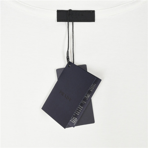 Clothes Prada 20250424-1