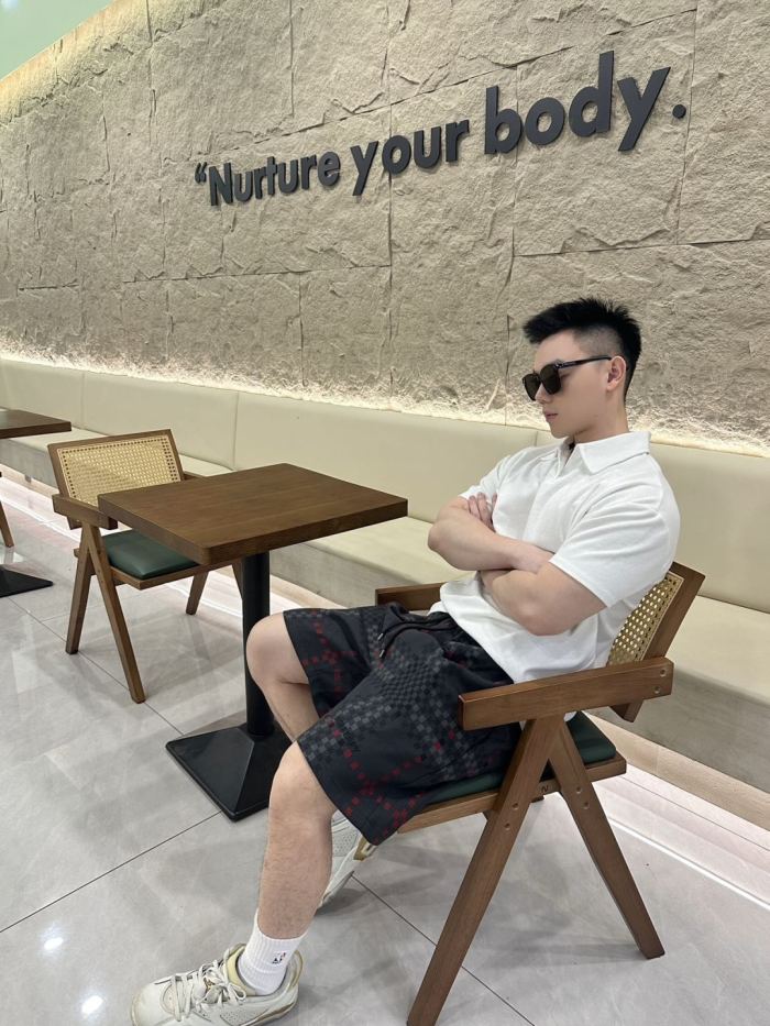  Clothes Burberry 20250425-1