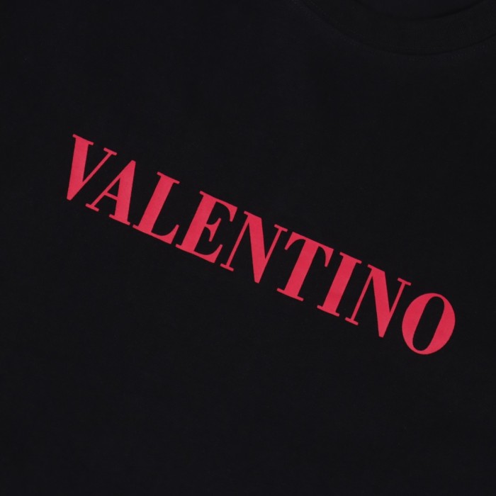 Clothes Valentino 20250425-1