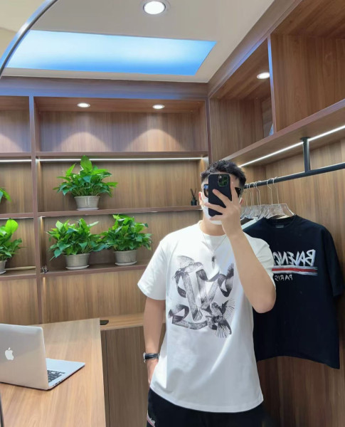  Clothes Louis Vuitton 20250425-5