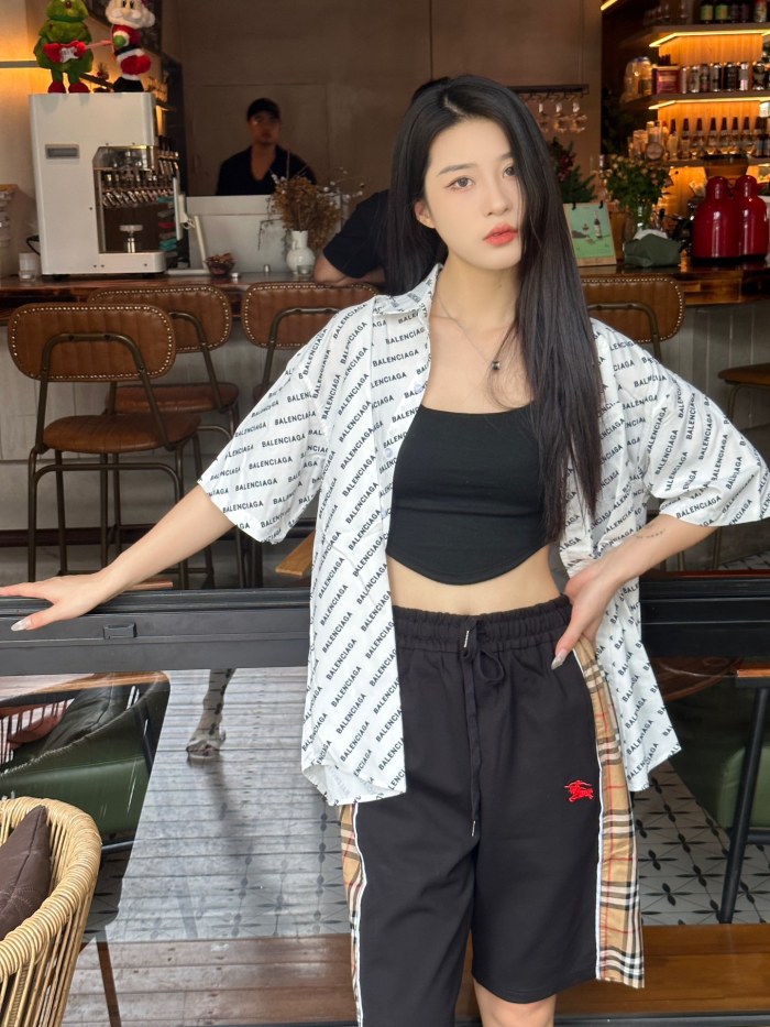  Clothes Burberry 20250425-5