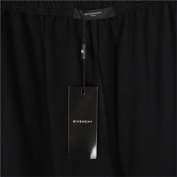  Clothes Givenchy 20250425-1