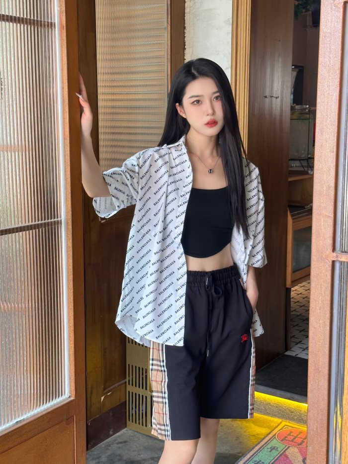  Clothes Burberry 20250425-5