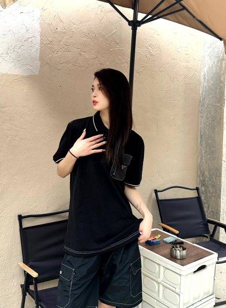 Clothes Prada 20250425-1