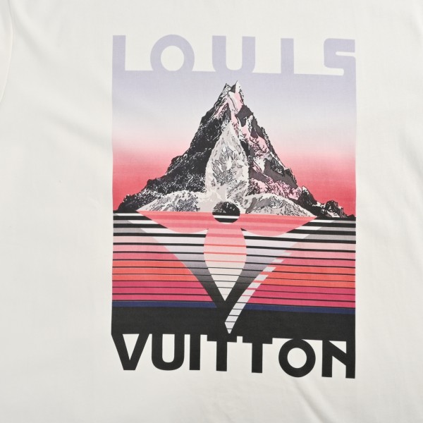 Clothes Louis Vuitton 20250425-3