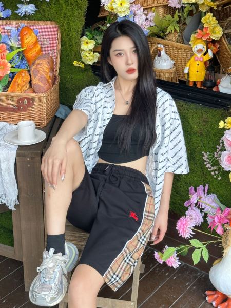  Clothes Burberry 20250425-5