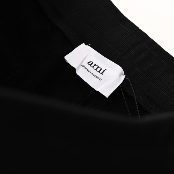  Clothes AMI 20250425-1