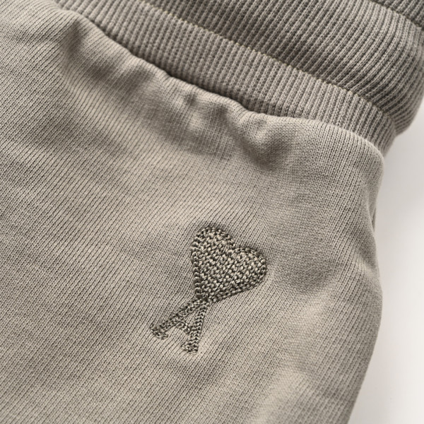  Clothes AMI 20250425-2