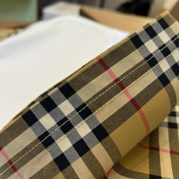 Burberry Drop Shoulder Sleeve T Shirt Women's White