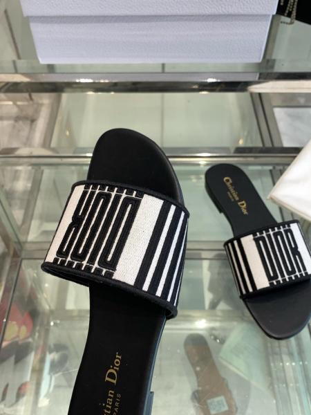 DIOR Dway Slide Slippers Women's Black