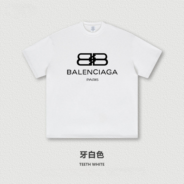Oversized T-shirt and shorts set 20 colors Customized logo Balanciaga