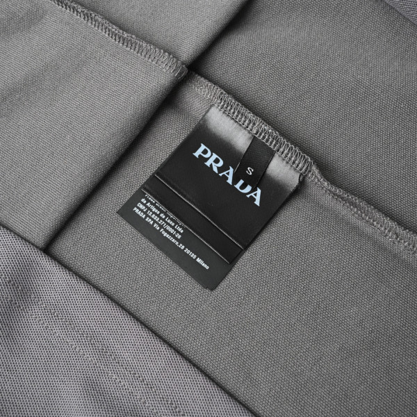 Clothes Prada 20250430-3