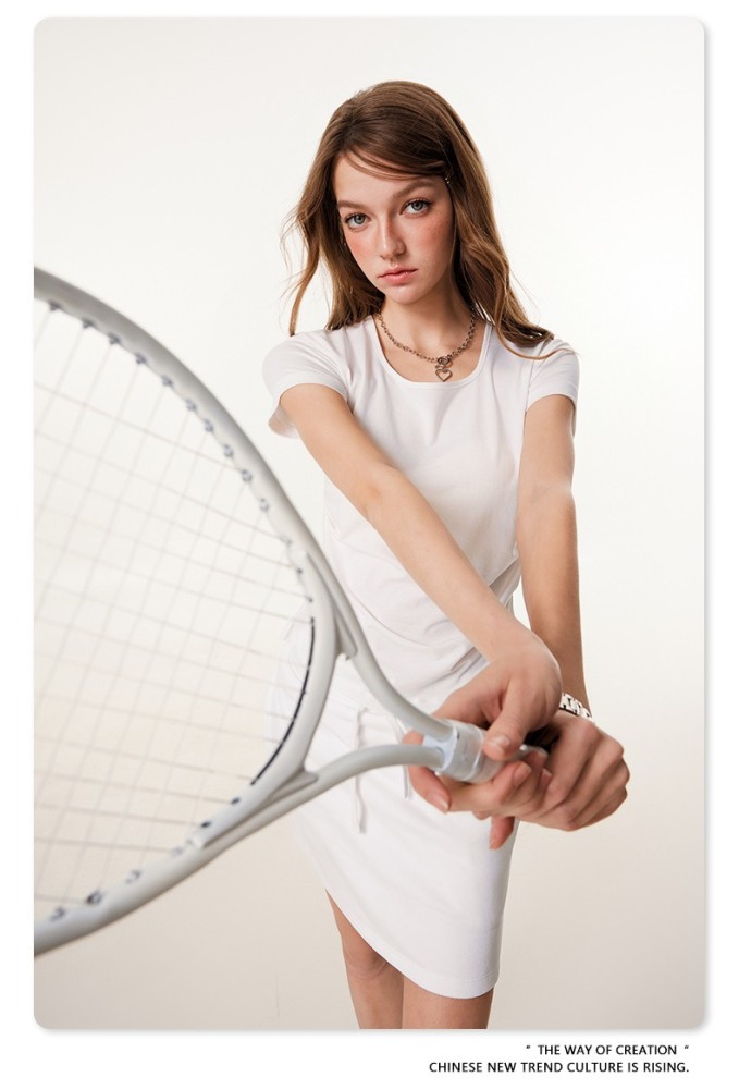 Women T-shirt 3 colors Customized logo Balenciaga