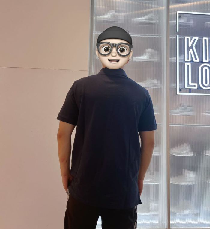  Clothes Prada 20250513-3