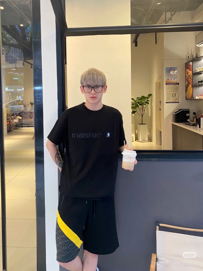  Clothes Fendi 20250513-1