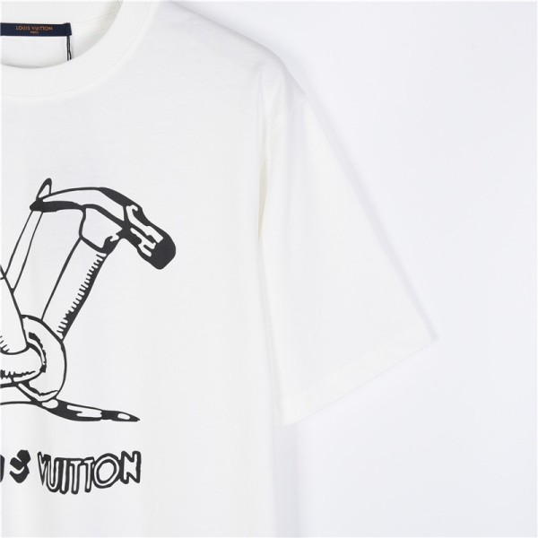 Clothes Louis Vuitton 20250513-1