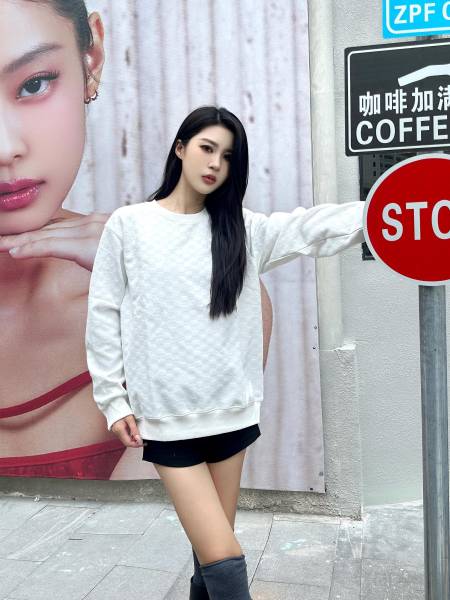  Clothes Louis Vuitton 20250514-3