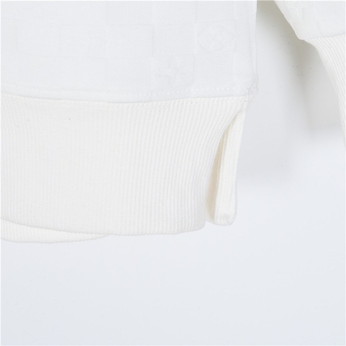  Clothes Louis Vuitton 20250514-3