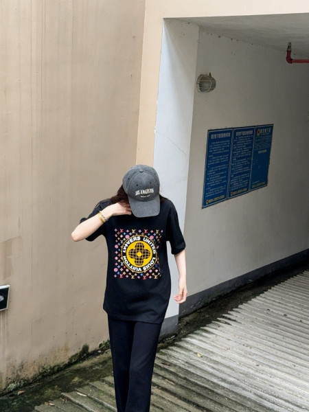  Clothes Louis Vuitton 20250514-8