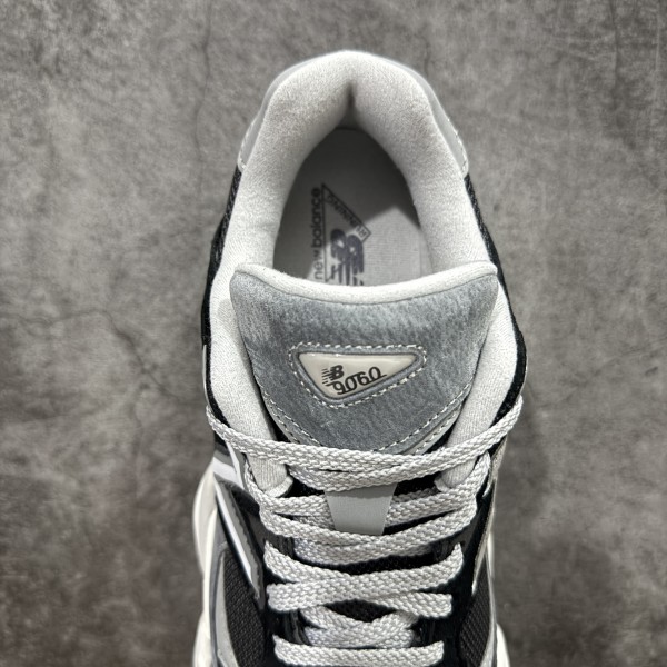 New Balance 9060 Black Grey