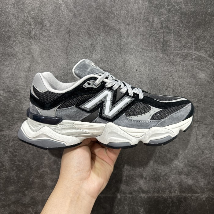 New Balance 9060 Black Grey