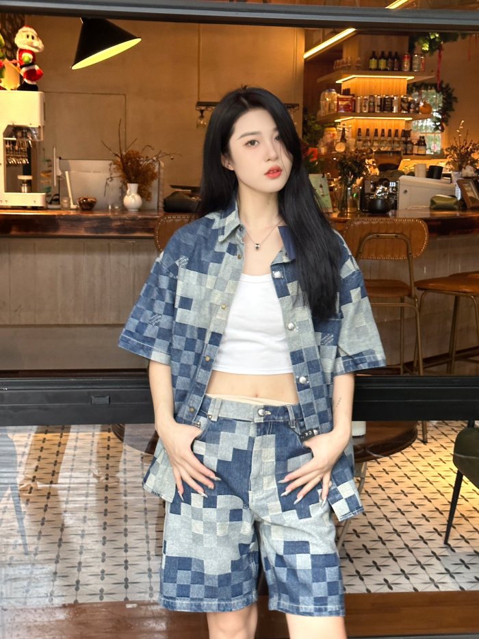  Clothes Louis Vuitton 20250514-6