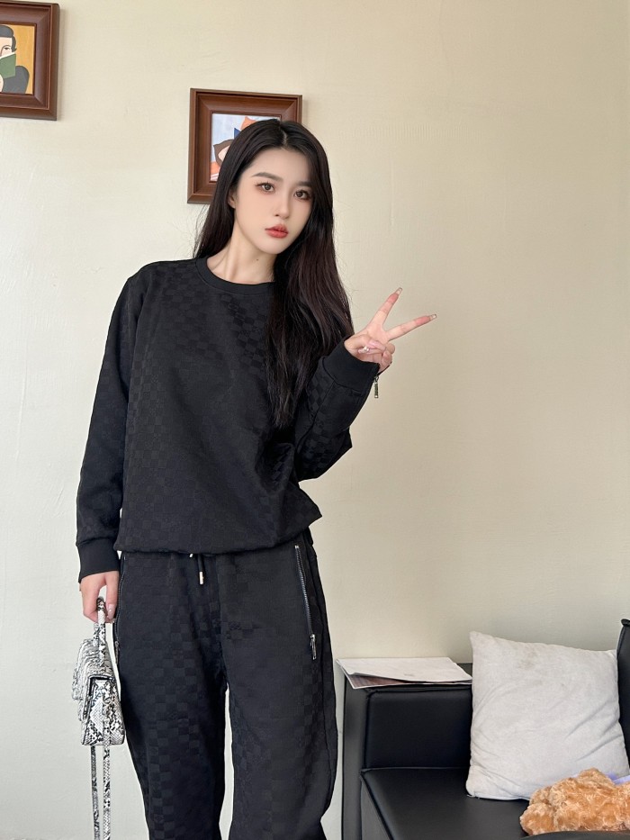  Clothes Louis Vuitton 20250514-5