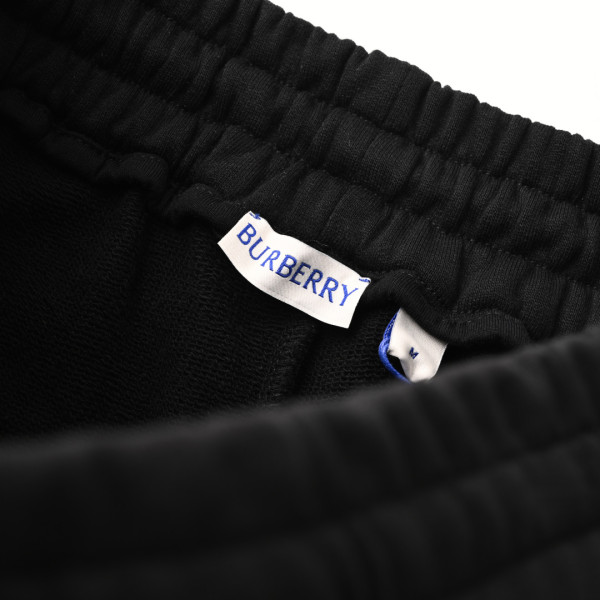  Clothes Burberry 20250514-1