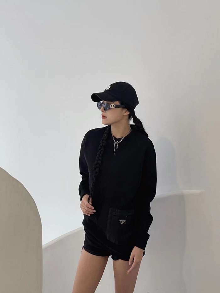 Clothes Prada 20250515-7