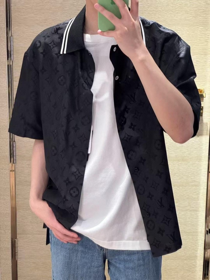  Clothes Louis Vuitton 20250515-2