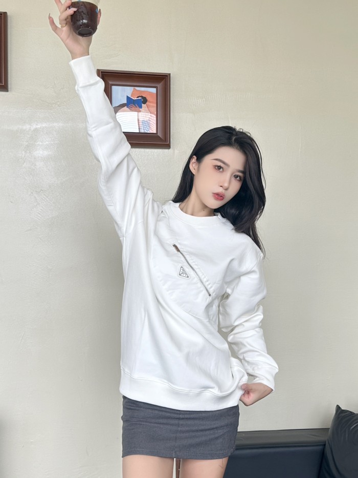 Clothes Prada 20250515-3