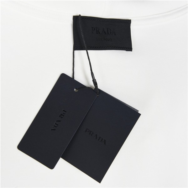 Clothes Prada 20250515-1