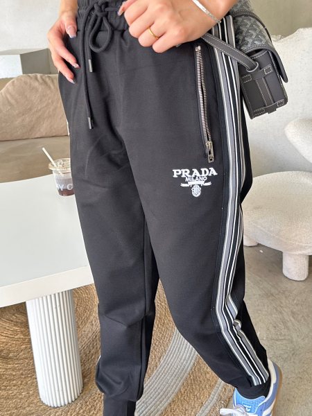 Clothes Prada 20250515-9