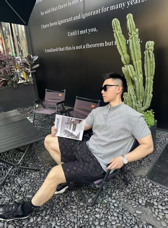  Clothes Louis Vuitton 20250515-3