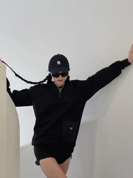 Clothes Prada 20250515-7