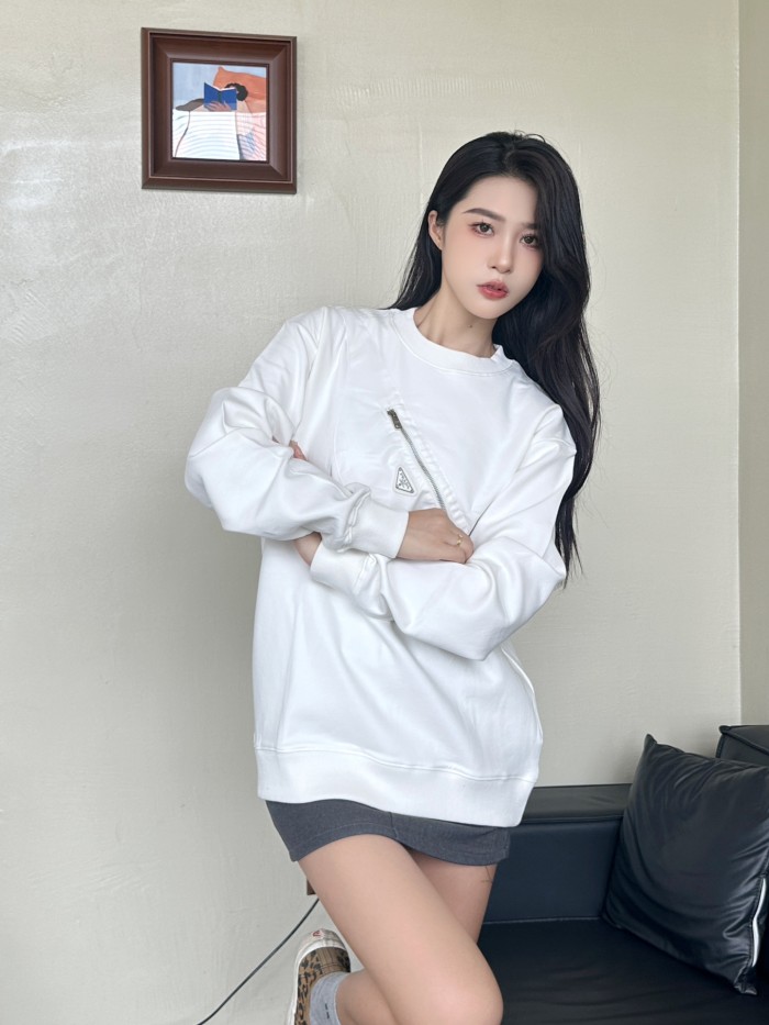 Clothes Prada 20250515-3