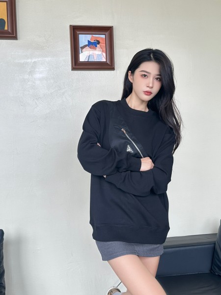 Clothes Prada 20250515-2