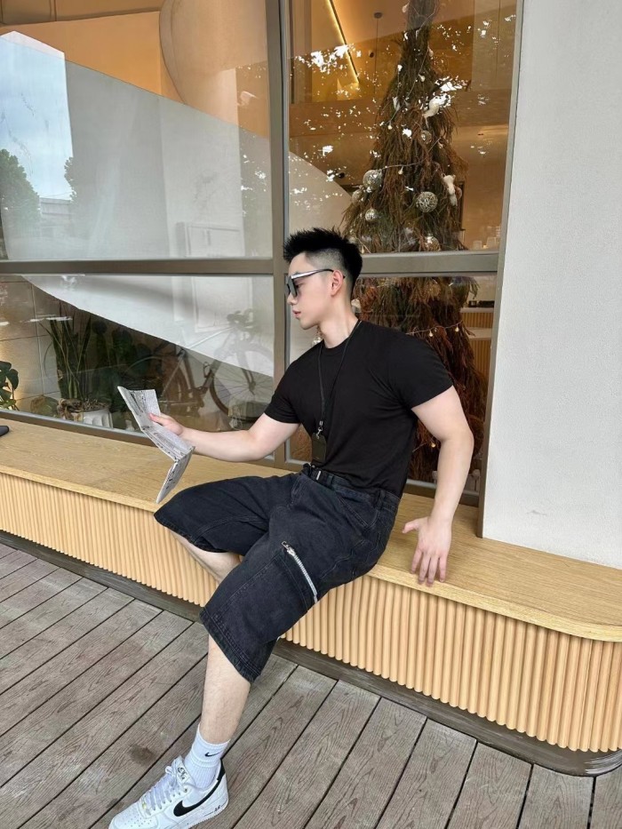  Clothes Givenchy 20250515-1