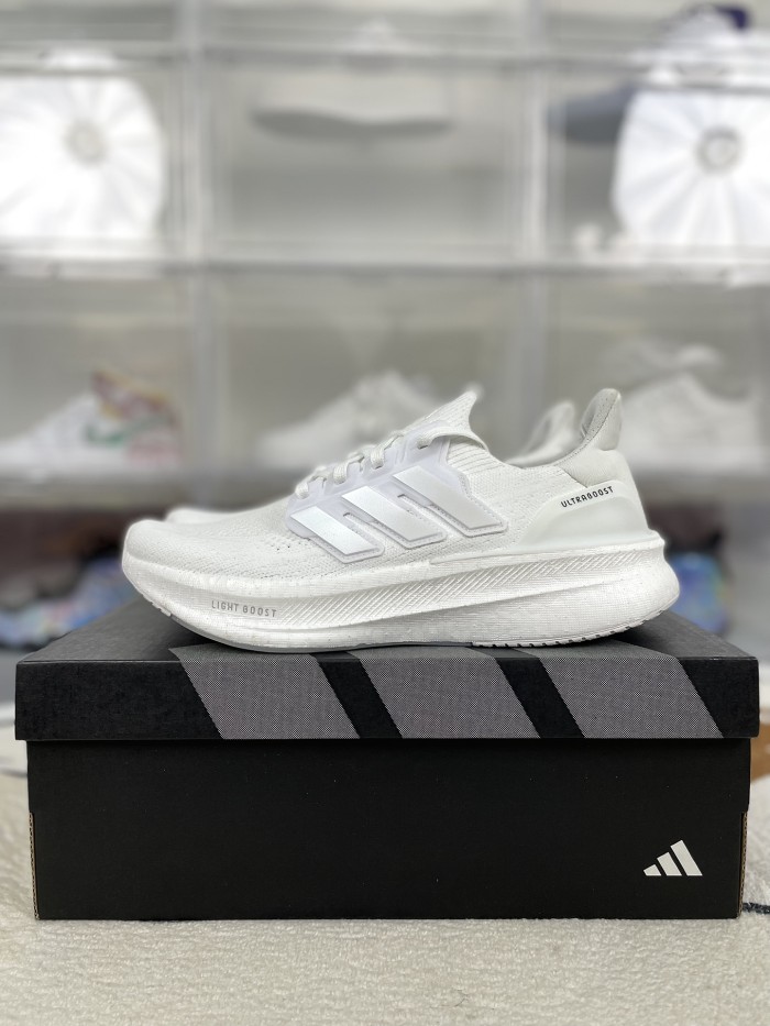 adidas Ultra Boost 5.0 Triple White
