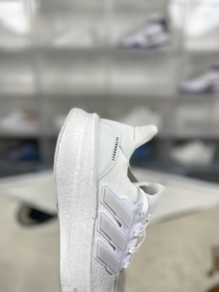 adidas Ultra Boost 5.0 Triple White