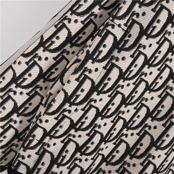  Clothes Dior 20250518-3